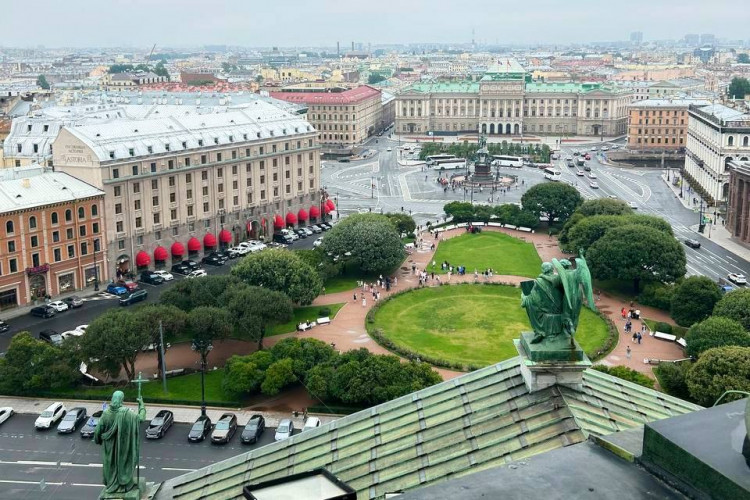 В Петербург с детьми на майские праздники